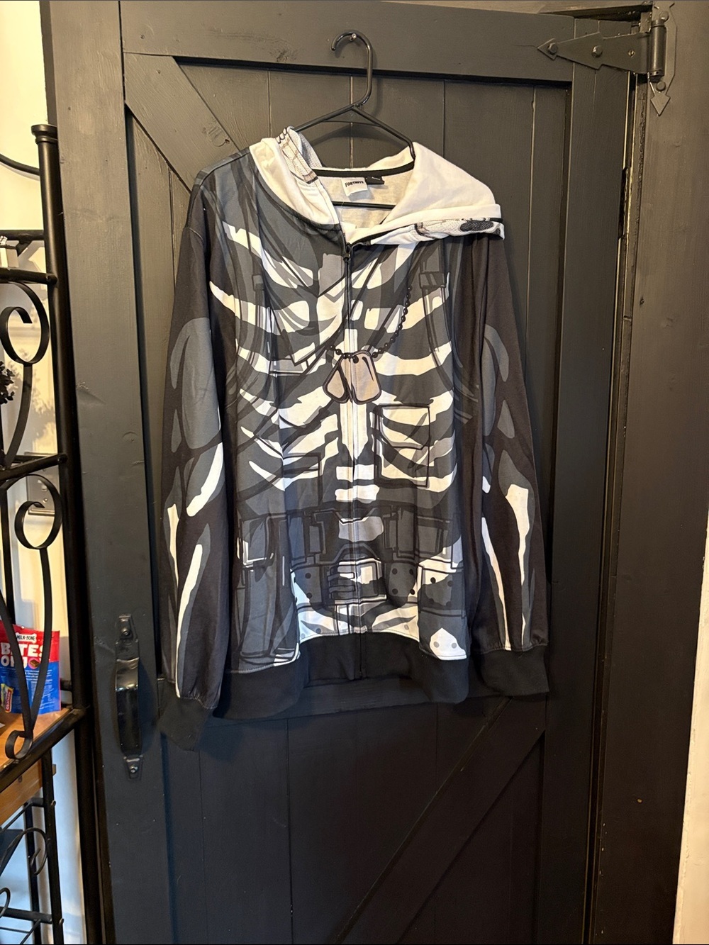 Men's Black & White Skeleton Graphic Lightweight Hoodie Jacket